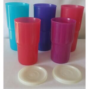 Vintage Tupperware 5 Cups Stackable 2 Lids 12 and 18 Oz Multicolor 2412 2413